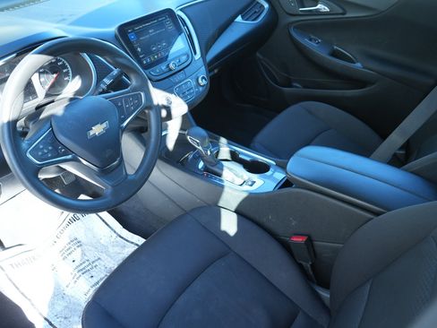Used 2024 Chevrolet Malibu LT image 7