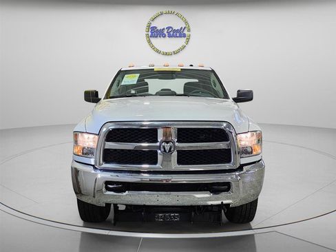 Used 2018 RAM 2500 Tradesman w/ Chrome Appearance Group AWD/4WD image 8