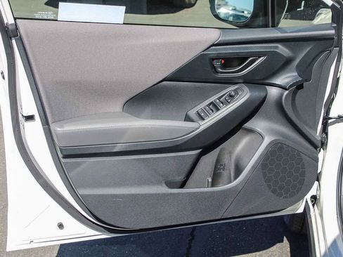 New 2025 Subaru Crosstrek 2.0i Premium image 17