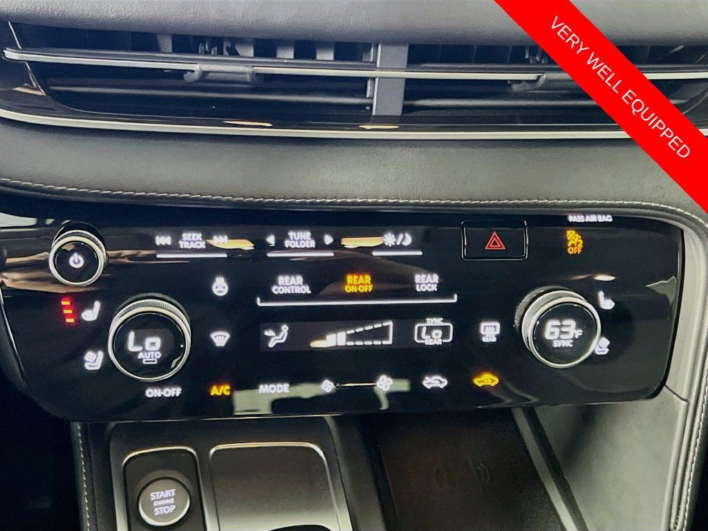Used 2025 INFINITI QX60 Luxe w/ Cargo Package FWD image 16