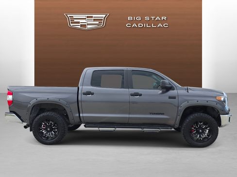 Used 2019 Toyota Tundra SR5 w/ SR5 Upgrade Package AWD/4WD image 6