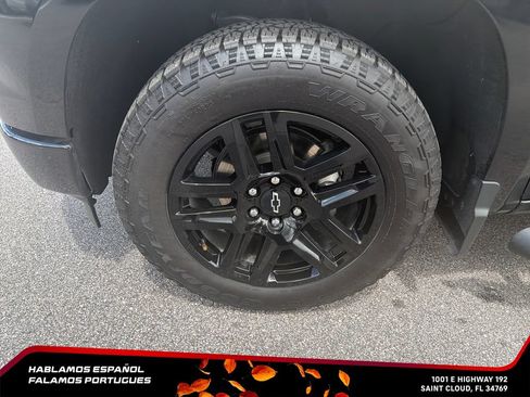 Used 2023 Chevrolet Silverado 1500 Custom AWD/4WD image 10