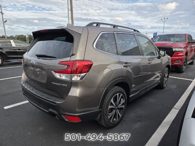 Used 2023 Subaru Forester Limited AWD/4WD image 3
