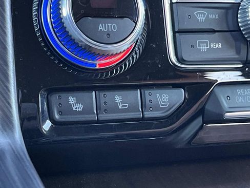 Used 2024 GMC Yukon XL Denali Ultimate image 36