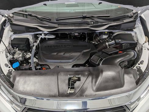 Certified 2024 Honda Odyssey EX-L image 14
