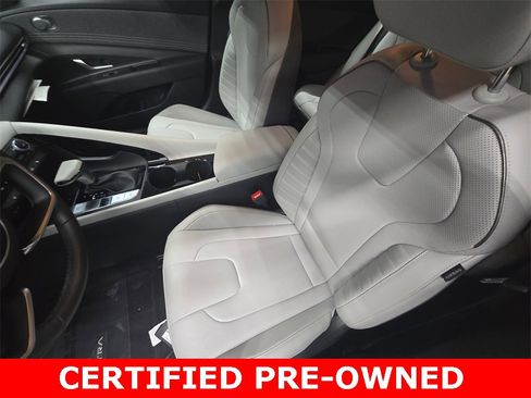 Certified 2025 Hyundai Elantra Limited image 15