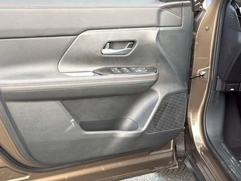 New 2026 Nissan Kicks SR w/ Cold Weather Package image 23