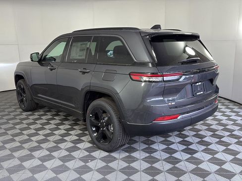 New 2026 Jeep Grand Cherokee Limited w/ Limited Altitude Package AWD/4WD image 6