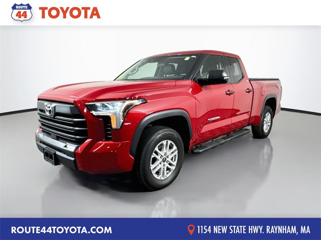 Used 2022 Toyota Tundra SR5 w/ SR5 Convenience Package AWD/4WD image 1