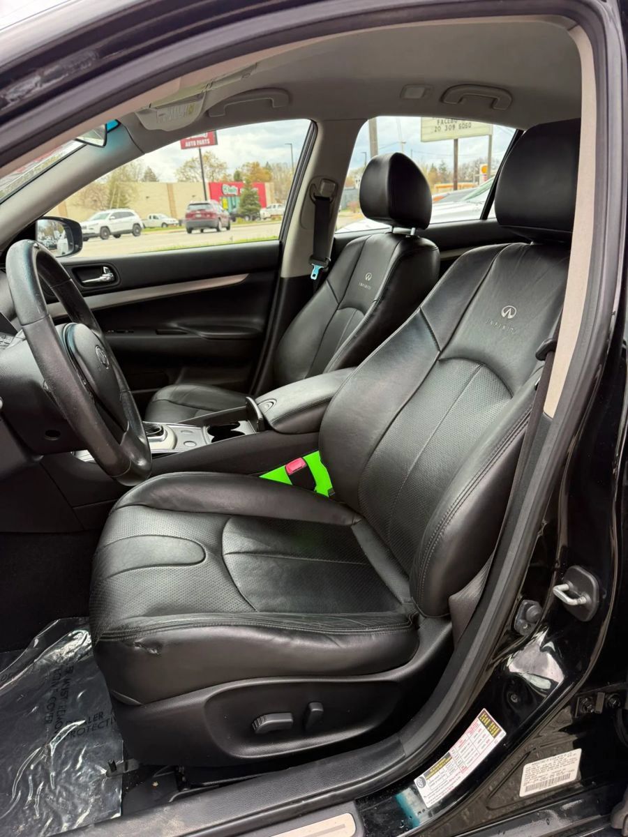 Used 2011 INFINITI G25 RWD image 10