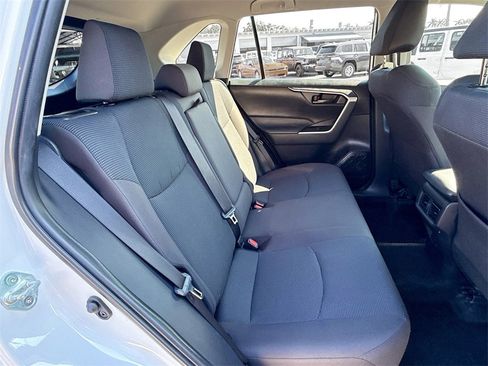 Used 2023 Toyota RAV4 LE image 31