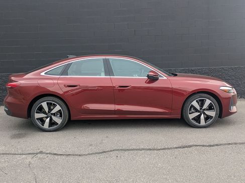 New 2025 Audi A5 2.0T Premium image 4