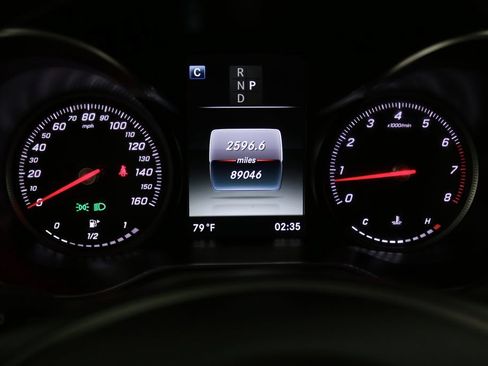 Used 2019 Mercedes-Benz GLC 300 4MATIC image 23