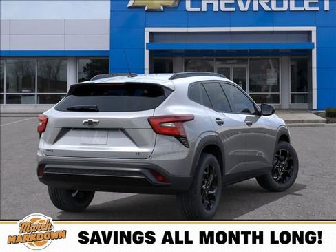 New 2026 Chevrolet Trax LT w/ Driver Confidence Package image 4