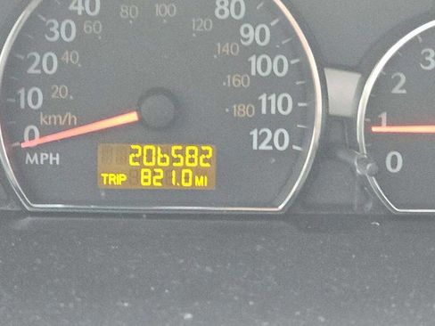 Used 2007 Saturn ION Level 2 w/ Preferred Pkg image 9