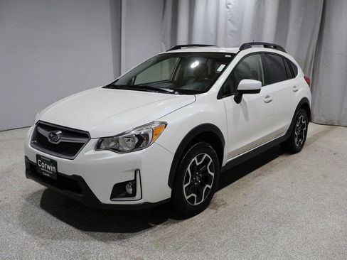 Used 2016 Subaru Crosstrek 2.0i Premium w/ Moonroof Package image 5