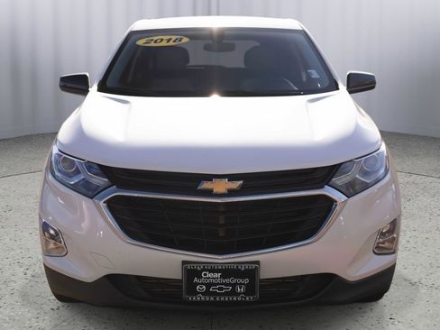 Used 2018 Chevrolet Equinox LT image 16