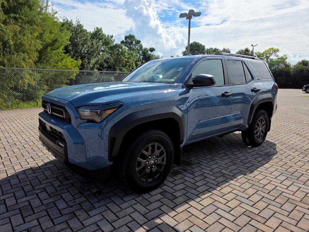 Certified 2026 Toyota 4Runner SR5 AWD/4WD image 3