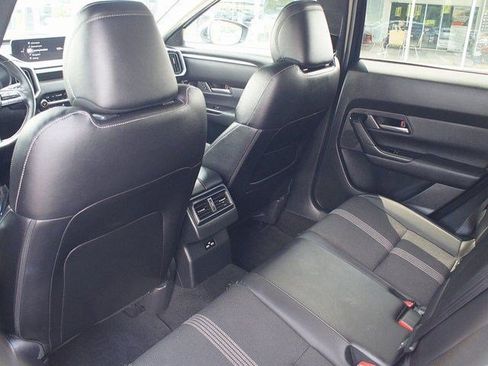 Used 2024 MAZDA CX-50 AWD 2.5 S w/ Preferred Package image 11