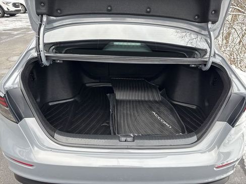 Used 2024 Honda Accord Sport image 27