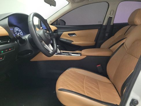 Used 2022 Nissan Sentra SV w/ SV Premium Package FWD image 17