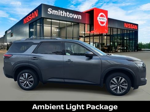 Certified 2023 Nissan Pathfinder SL image 7
