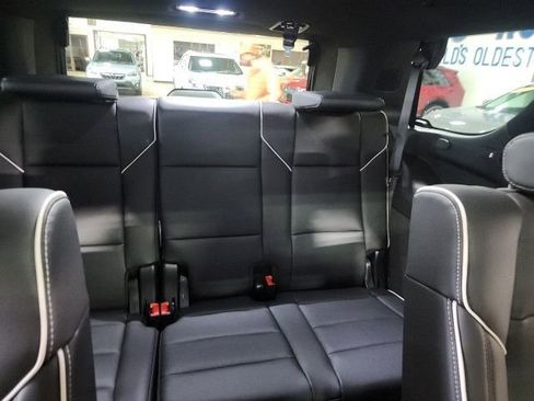Used 2025 Cadillac Escalade Sport w/ Touring Package AWD/4WD image 13
