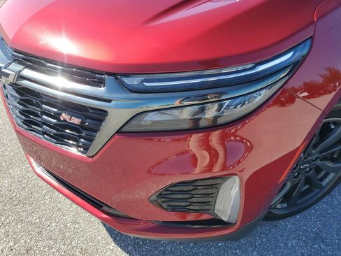 Used 2023 Chevrolet Equinox RS image 16