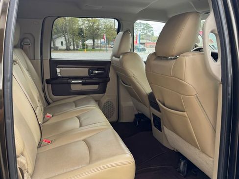 Used 2013 RAM 2500 Laramie w/ Convenience Group image 15