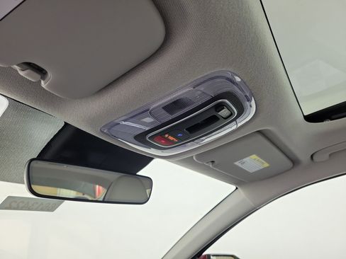 New 2025 Hyundai Elantra Limited image 19