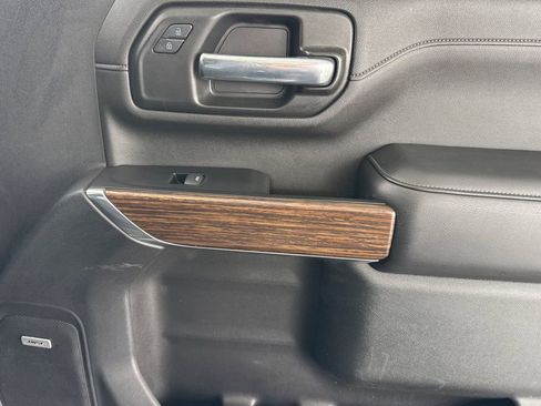 Used 2020 Chevrolet Silverado 2500 High Country w/ Technology Package image 26