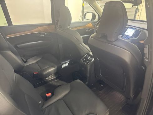Used 2025 Volvo XC90 T8 Plus w/ Protection Package AWD/4WD image 24
