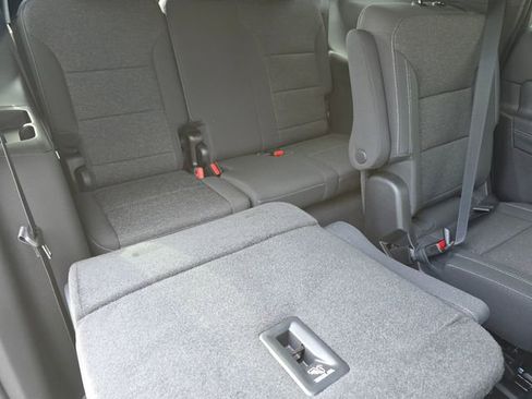 New 2026 Chevrolet Traverse LT FWD image 20