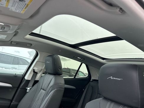 New 2026 Buick Envision Avenir AWD/4WD image 32