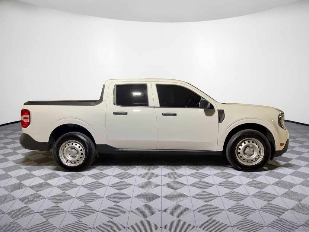 Used 2025 Ford Maverick XL FWD image 8