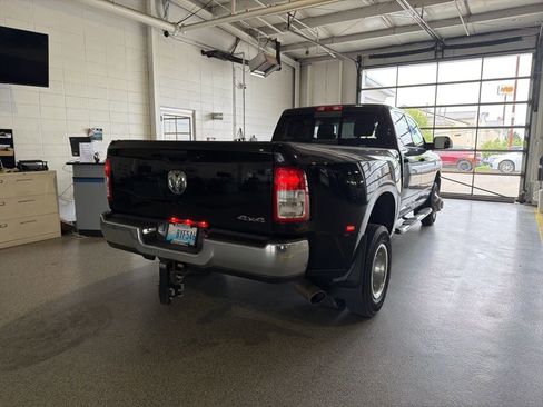 Used 2022 RAM 3500 Tradesman image 3