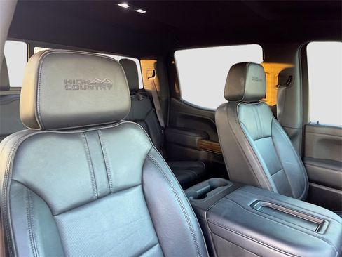 Used 2022 Chevrolet Silverado 1500 High Country image 28