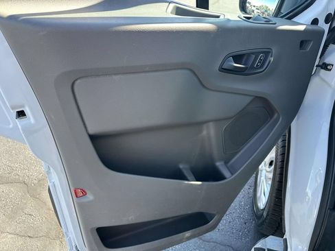 Used 2025 Ford Transit 250 Low Roof w/ Exterior Upgrade Package RWD image 9