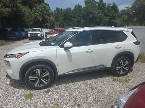 Used 2023 Nissan Rogue SL w/ SL Premium Package AWD/4WD image 8