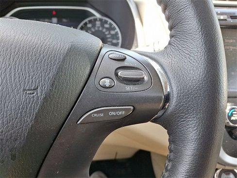 Used 2023 Nissan Murano SL w/ SL Moonroof Package image 23