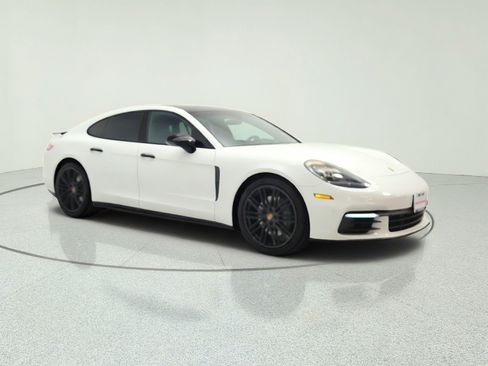 Used 2018 Porsche Panamera 4S AWD/4WD image 3