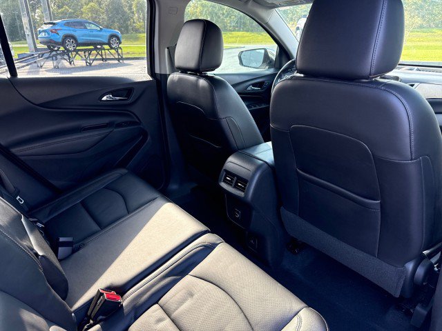Used 2021 Chevrolet Equinox Premier FWD image 10