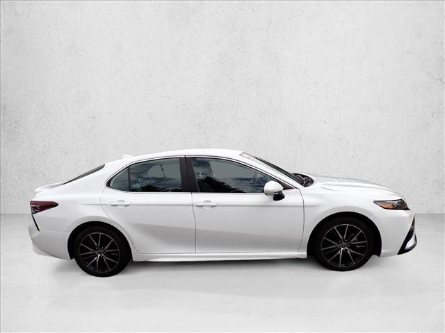 Certified 2024 Toyota Camry SE FWD image 5