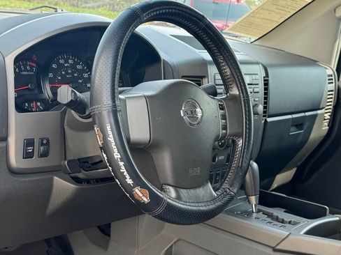 Used 2006 Nissan Titan SE AWD/4WD image 14