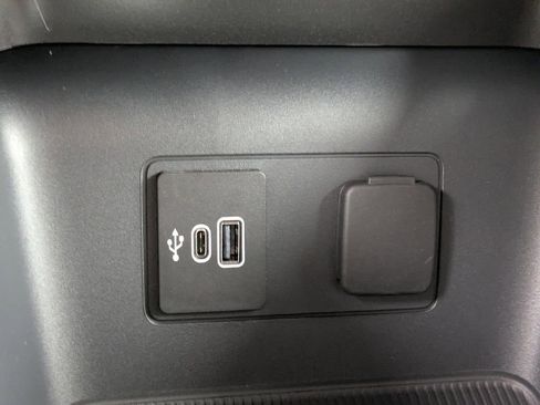 New 2026 Ford Explorer ST-Line w/ ST-Line Street Pack image 26