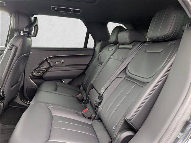New 2026 Land Rover Range Rover Sport Dynamic SE AWD/4WD image 16