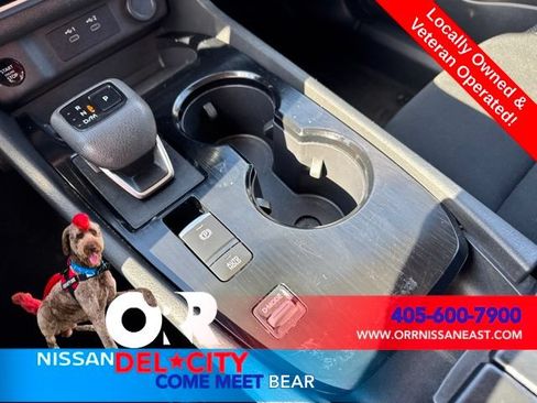 Used 2024 Nissan Rogue S FWD image 26