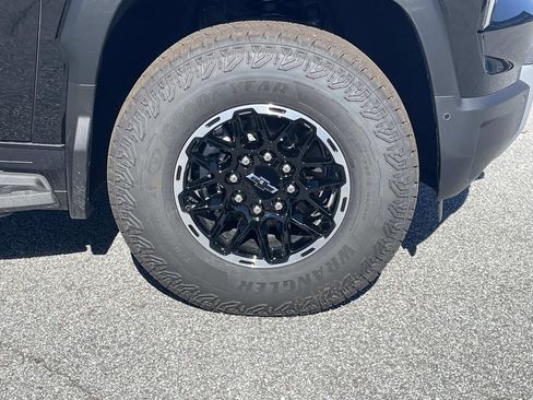 New 2026 Chevrolet Silverado EV Trail Boss image 11