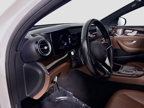 Used 2022 Mercedes-Benz E 350 Sedan w/ AMG Line Exterior image 23