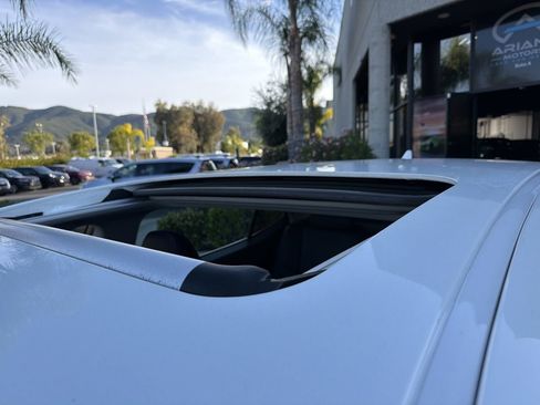 Used 2014 Lexus ES 350 w/ Premium Package FWD image 36